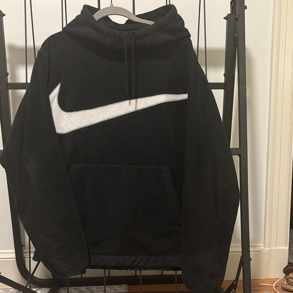 Black Nike Hoodie - Picture 1 of 5